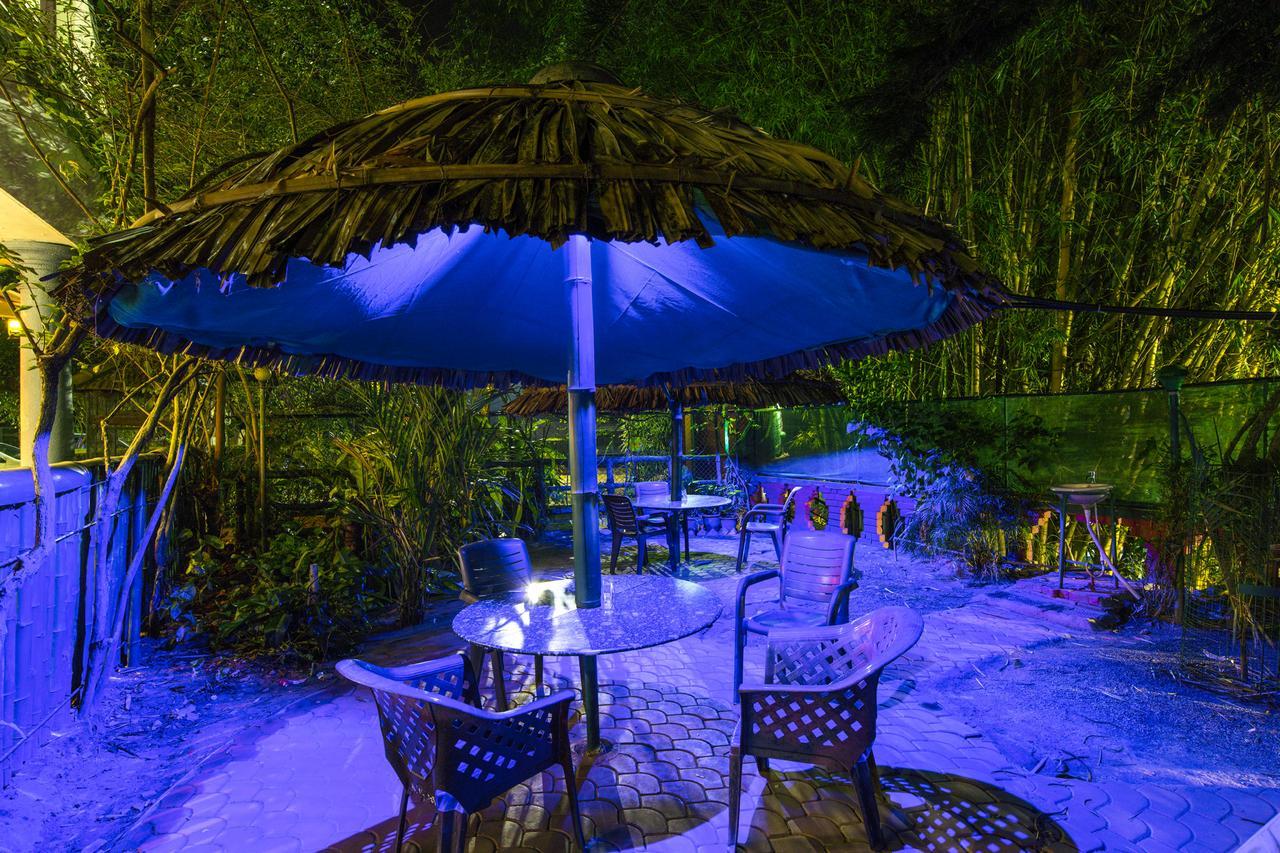 Haritagiri Hotel Kalpetta Bagian luar foto