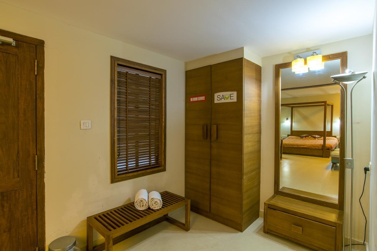 Haritagiri Hotel Kalpetta Bagian luar foto